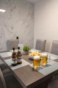 Spacious 2BR Apartment & Parking Great Value Stay