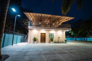 The Black Bear House 2