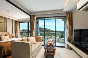1BR Sea View Apartment Surin CapitalPro