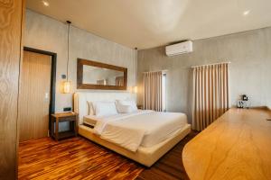 Apartment X - 1Bedroom Mezanine in Bumbak near Canggu