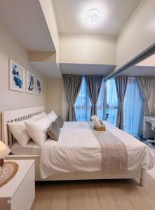 Cozy Corner by Mae