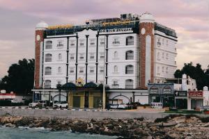 Claridge Star Hotel