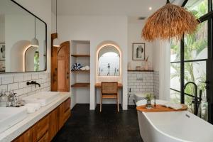 NEW | Young Villa | Luxury 3BR | Pool | Bingin