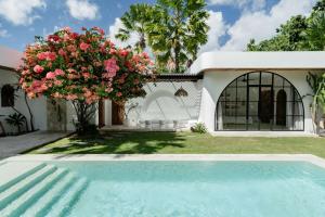 NEW | Young Villa | Luxury 3BR | Pool | Bingin