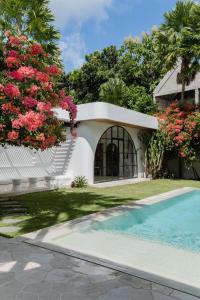 NEW | Young Villa | Luxury 3BR | Pool | Bingin