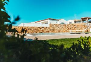 VILLA INDIPENDENTE AL MARE BUDONI