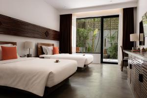 Lynnaya Urban River Resort
