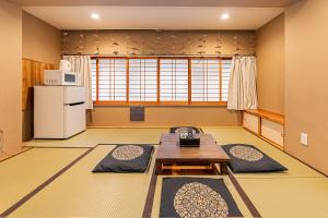 FITINN Akihabara - Walk to JR Station