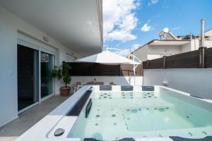 EriZen Jacuzzi suites