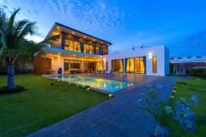 Luxury 5 Bedroom Pool Villa (KH-C1)