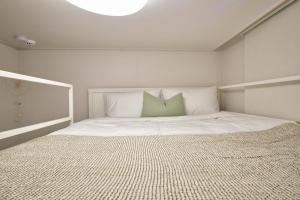 New 2R1B Lean&Co stay Seoul house Mangwon station Hongdae hapjeong