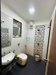 2bhk Near Powai Hiranandini-Star homes