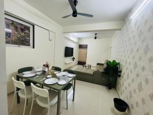 2bhk Near Powai Hiranandini-Star homes