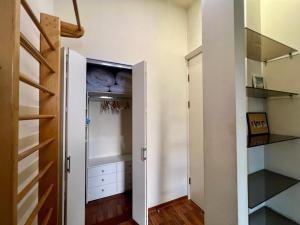 3-Room Apartment in City Center
