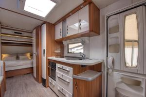 Kemping Molo Surf by Q4Camp