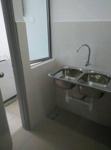 Uni Residences Apartment