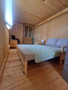 Jasmine & Rose House