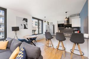 Beautifull 1bedroom apartment with garage