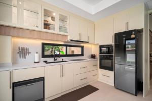 Laguna Fairway Residences by Banyan Living