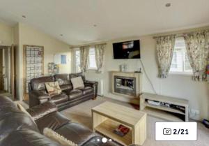36 Ravens Nest large 3 bedroom lodge with views No sign written vans allowed on site