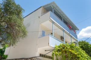 Villa Milia 2