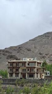 Gangzur Starlit Lodge Stok
