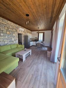 Alyki Stone House 2