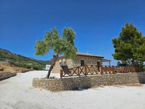 Alyki Stone House 2