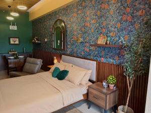 Eastwood City - Botanical Premium Studio