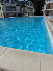 Apartament Wydmowa Przystań - Basen, Parking