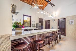 Surya Villa Manggis - 3BR Private Pool Villa, 2 Min to Candidasa