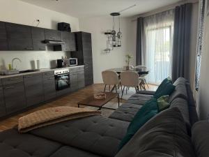 Moderne 2-Zimmer Wohnung mit Klima & Parkplatz in Graz
