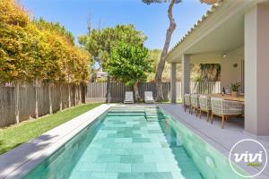 ViVi Homes - Villa Sandline - Private Pool - Garden