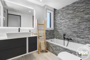 ViVi Homes - Villa Sandline - Private Pool - Garden
