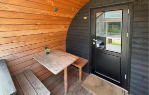 Cozy Home In Skjern