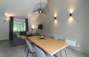 Cozy Home In Somme-Leuze With Wifi