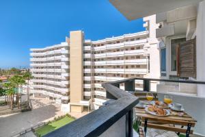 Sunny Vacation Gran Canaria - Near the Beach By Lanzarote Vacation Homes