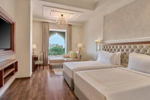 Noormahal, Delhi NCR Karnal, Autograph Collection