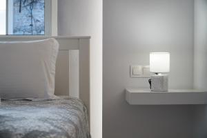 Minimal Stay House