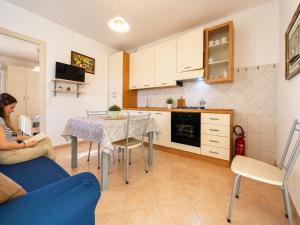 Sa Jacaranda -Beachside with Private Parking