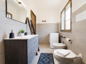 Sa Jacaranda -Beachside with Private Parking