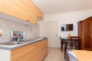 Apartments Antique Ivo