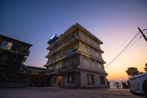 Himalaya Forest Resort