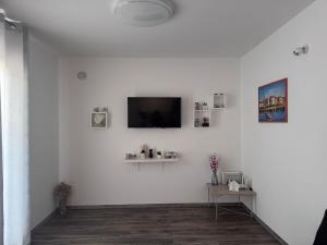 Apartment ROBI sea view near Trogir