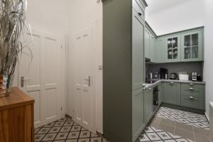 Alice Apartment in the downtown