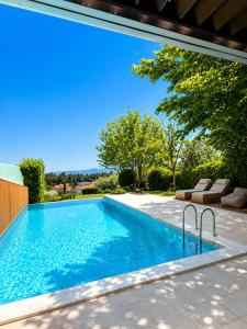 Villa Magnifica - Private Pool, Elevator & Sea View