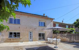 Awesome Home In St-Just Dardèche