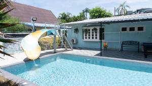 MaMa Beach Pool Villa Pattaya