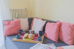 15 minutes from the sea - AC - Quiet - King - Balcony