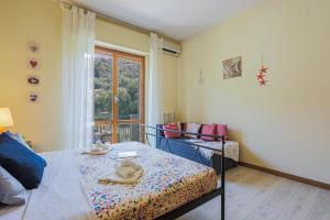 15 minutes from the sea - AC - Quiet - King - Balcony